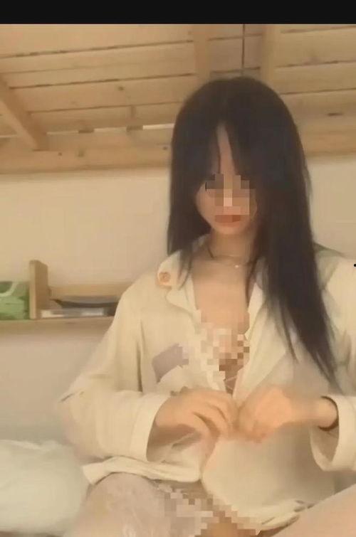 女孩大爆料视频在线观看,视频内容精彩纷呈，在线观看不容错过  第1张